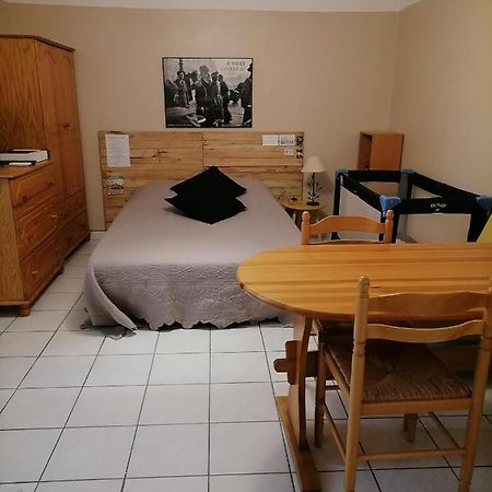 Beaucaire Studio Apartamento Exterior foto